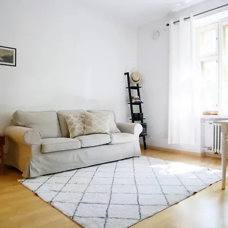 Peaceful And Central Studio Next To Hietaniemi * Helsinki